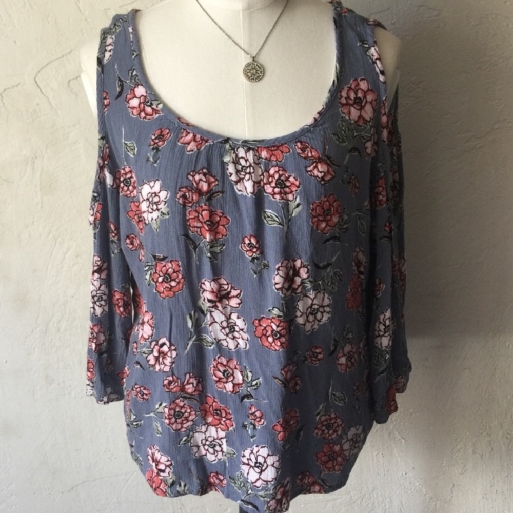 Floral Cold Shoulder Blouse